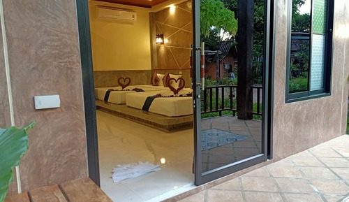 Superior Bungalow, Multiple Beds, Garden View (with Air Condition)