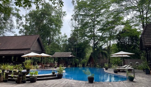 Standard Bungalow View