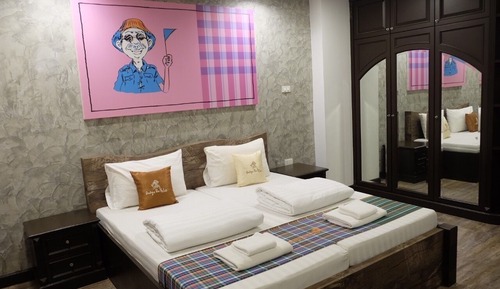 Family Room, 3 Bedrooms