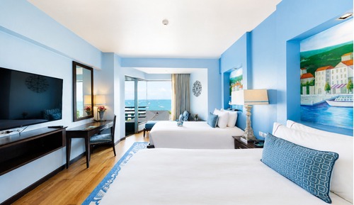 Deluxe Sea View Twin Bed
