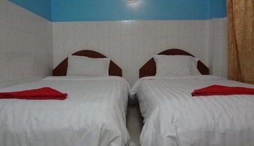 Twin Room (with AC)