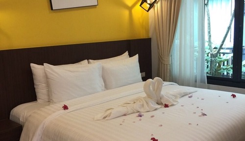 Superior Room, Garden View (No Balcony)