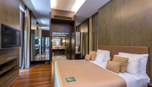 Three Bedroom Suite Pool Villa with Free Minibar