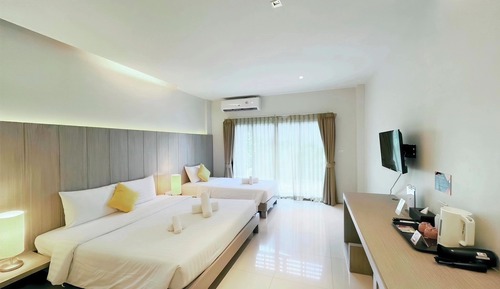 Deluxe Triple Room