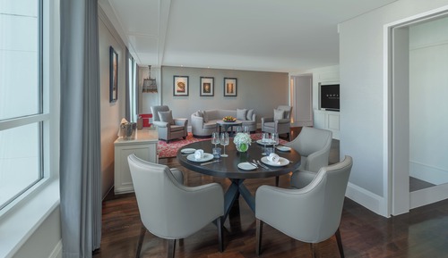 OPERA SUITE, 1 King Size Bed, Spacious Living Room, Club Millésime Access
