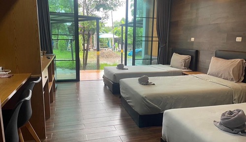 Triple Room