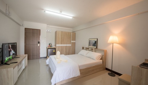 Economy Double Room, 1 Queen Bed