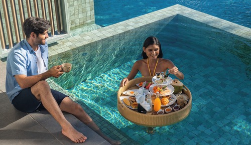 Private Pool Beach Front