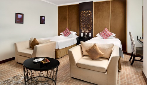Royal Deluxe Twin Room with View