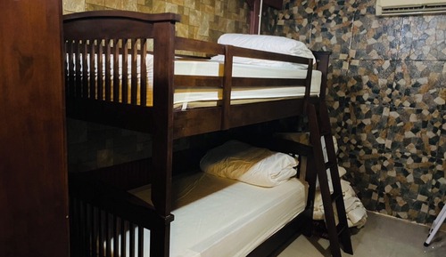 Shared Dormitory, Mixed Dorm