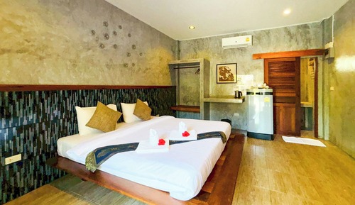 Standard Room, 1 King Bed