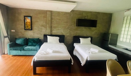 Family Triple Room, Pool View