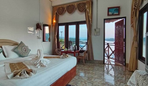 Double Room, Balcony, River View