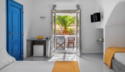 Economy Triple Room, Courtyard View