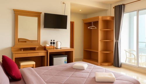 Deluxe Double Room, 1 King Bed, Balcony, Sea View