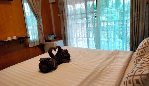 House, 2 Bedrooms