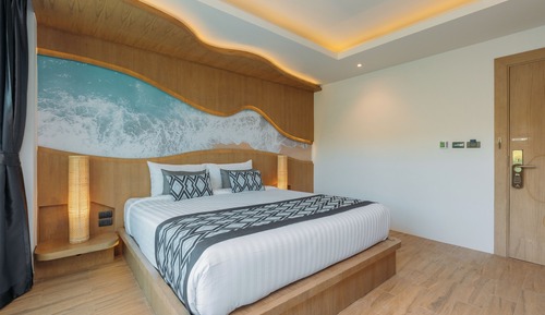 Premier Room with Jacuzzi