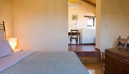 House, 2 Bedrooms