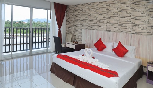 Family Room, Balcony, City View