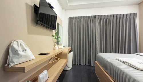 The Seathru Standard 2nd Floor