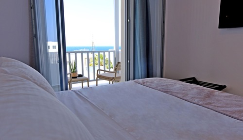 Maisonette with Sea View