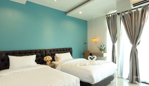 Standard Twin Room