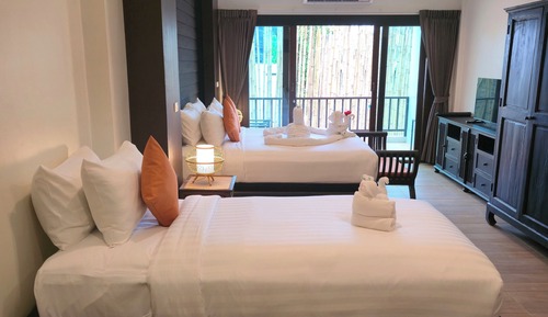Deluxe Triple Room