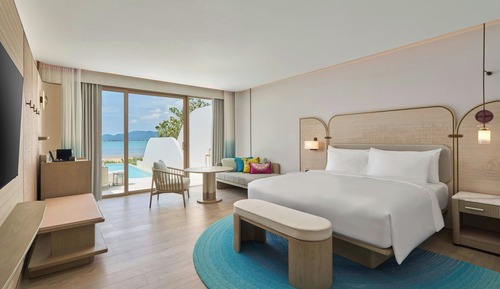 Suite, 1 King Bed, Balcony, Beachfront