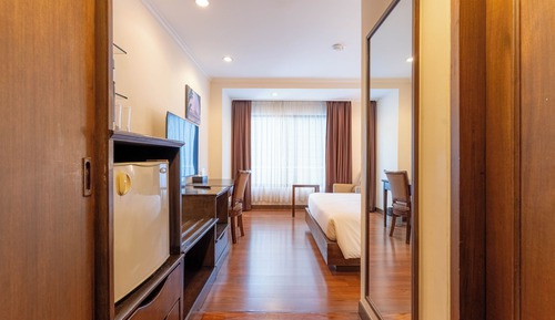 Superior Room, 1 King Bed