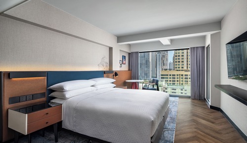 Deluxe Studio Suite, 1 King Bed, City View