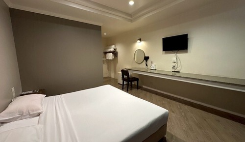 Standard Double Room, City View