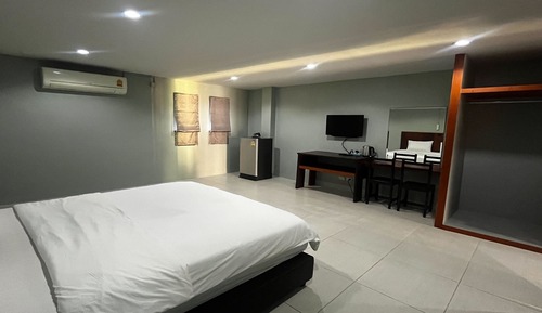 Standard Double Room, City View