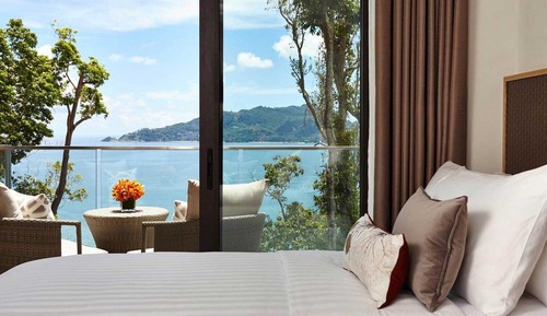 Club One Bedroom Suite Ocean View Balcony