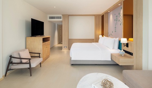 Grand Room, 1 King Bed (Premier)