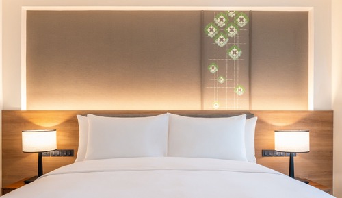 Superior Room, 1 King Bed