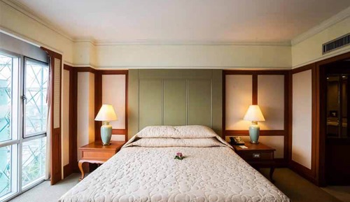 Executive Suite, 1 Queen Bed