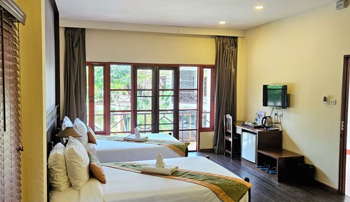 Deluxe Twin Room