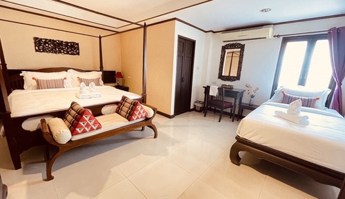 Deluxe Triple Room