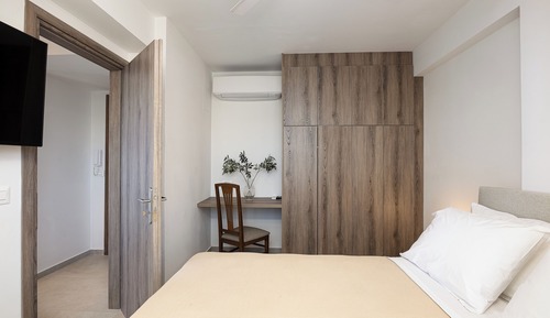 One Bedroom Suite with Sea View