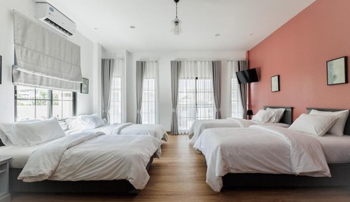 Superior Quadruple Room, City View