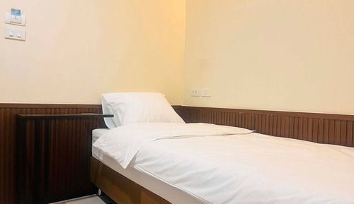 Business Single Room