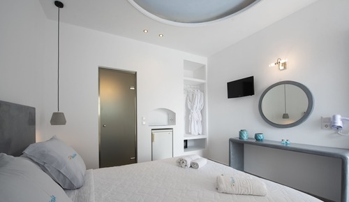 Superior Room, Pool View