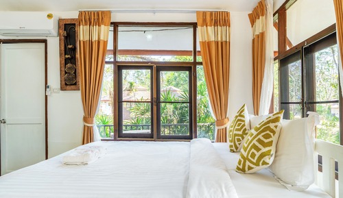 Standard Room, 1 King Bed, Pets Allowed