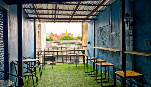 Mixed Dormitory Room