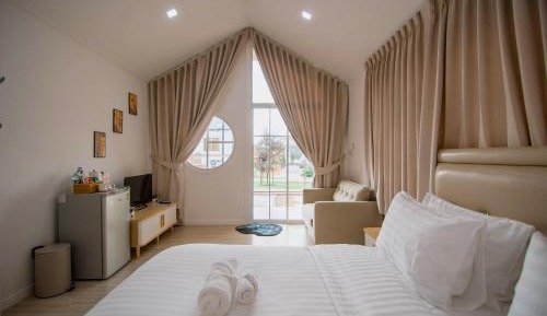 Standard King Room