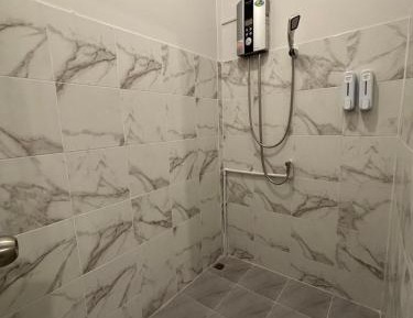 Twin Room with Shared Toilet