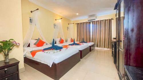 Deluxe Triple Room