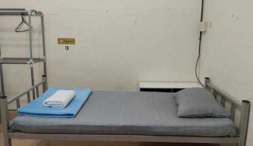 6-Bed Mixed Dormitory Room