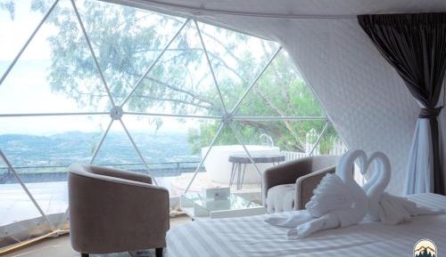 Deluxe Double Room with Bath