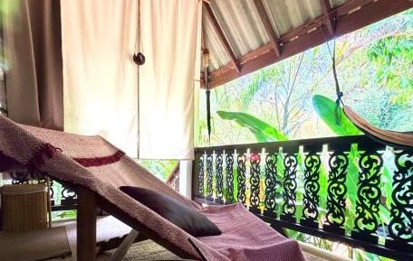 Superior Bungalow with Garden View
